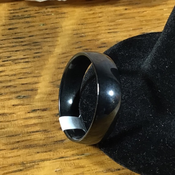 Black Stainless Steel Band Ring - Picture 4 of 5